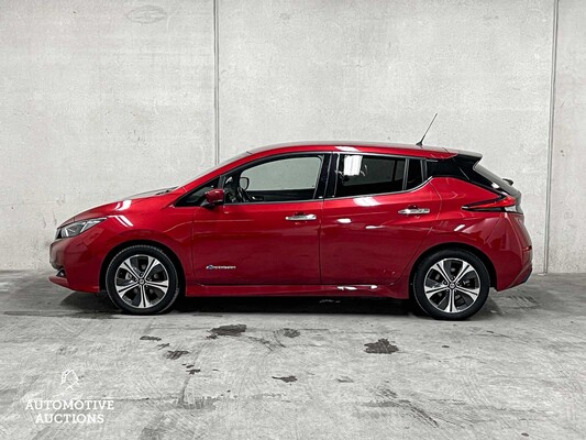 Nissan LEAF N-Connecta 40 kWh 150hp 2018 (original-NL + 1st owner), TZ-306-X