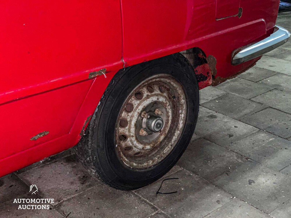 Alfa Romeo Giulia Super 1600 Lusso, 05-JH-79