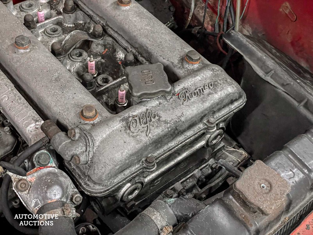 Alfa Romeo Giulia Super 1600 Lusso, 05-JH-79