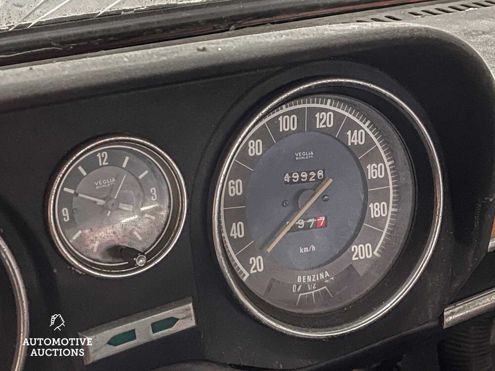 Alfa Romeo Giulia Super 1600 Lusso, 05-JH-79