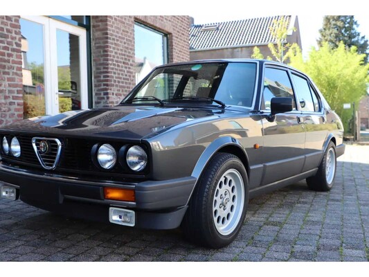 Alfa Romeo Alfetta 2.5 V6 179PS 1983, KB-47-PJ 