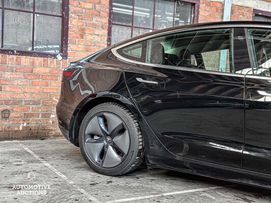 Tesla Model 3 Long Range 75 kWh 351hp 2019 (Original-NL + 1st owner), ZJ-418-P