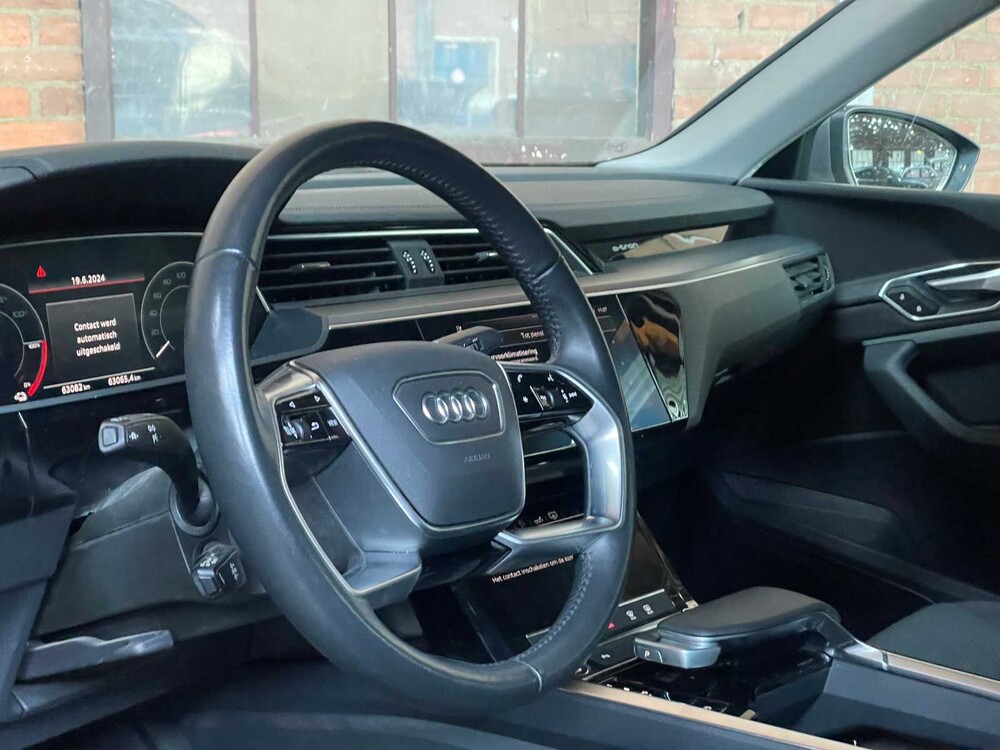 Audi e-tron Sportback 50 quattro edition 313hp 2020 (original-NL + 1st owner), J-618-GL