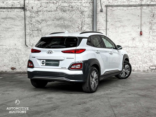 Hyundai Kona EV Premium 64 kWh 204pk 2019 (Origineel-NL + 1e Eigenaar), ZF-719-J