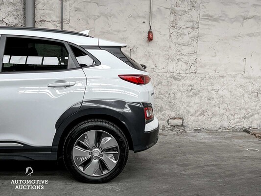 Hyundai Kona EV Premium 64 kWh 204hp 2019 (original-NL + 1st owner), ZF-719-J