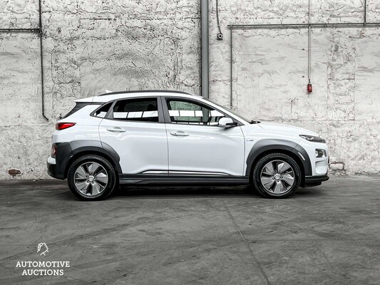 Hyundai Kona EV Premium 64 kWh 204hp 2019 (original-NL + 1st owner), ZF-719-J