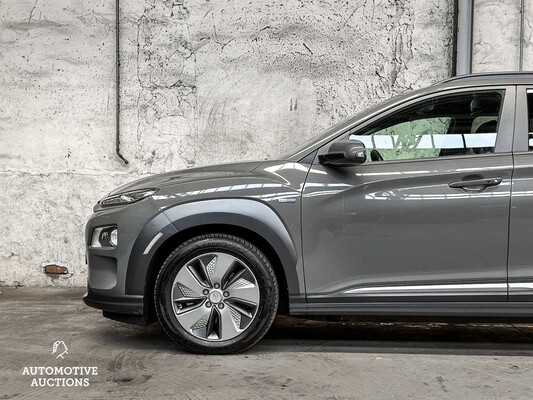 Hyundai Kona EV Premium 64 kWh 204pk 2019 (Origineel-NL), ZF-334-V