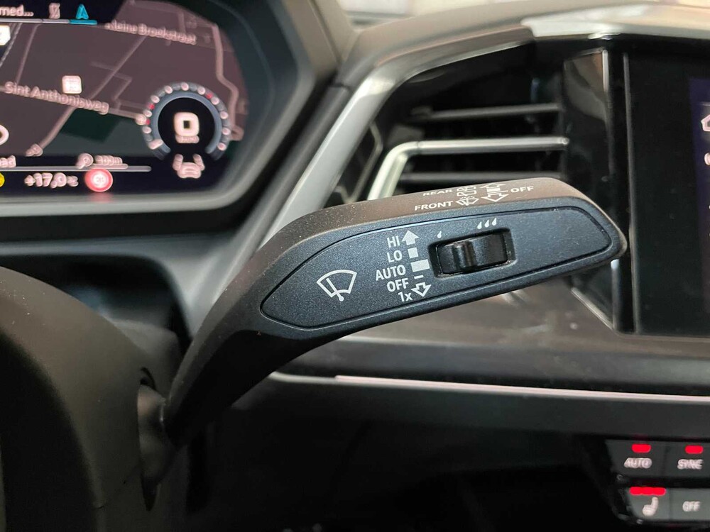 Audi Q4 e-tron 35 S-Line Launch Edition 55 kWh 170hp 2021, T-639-DP