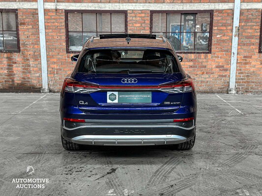 Audi Q4 e-tron 35 S-Line Launch Edition 55 kWh 170pk 2021, T-639-DP