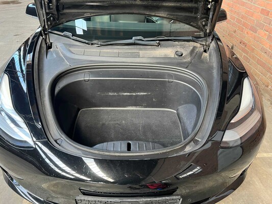 Tesla Model 3 Long Range 75 kWh 351PS 2019 (Original-NL), ZK-241-D