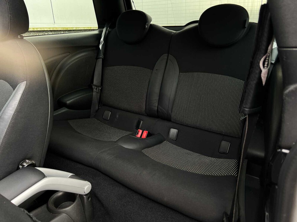 Mini Cooper S 1.6 174hp 2007, 22-RZN-5