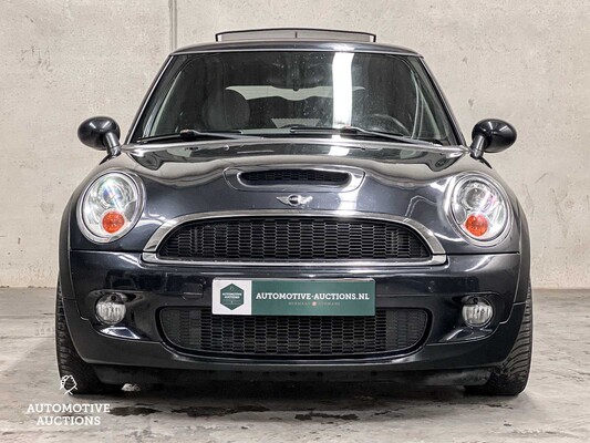 Mini Cooper S 1.6 174pk 2007, 22-RZN-5