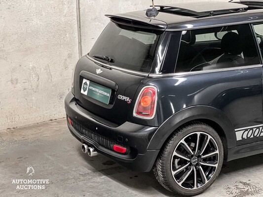 Mini Cooper S 1.6 174pk 2007, 22-RZN-5