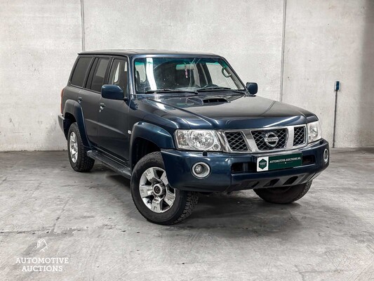 Nissan Patrol GR 3.0 Di Luxury full B-pillar 160hp 2006, 36-BX-TK Youngtimer