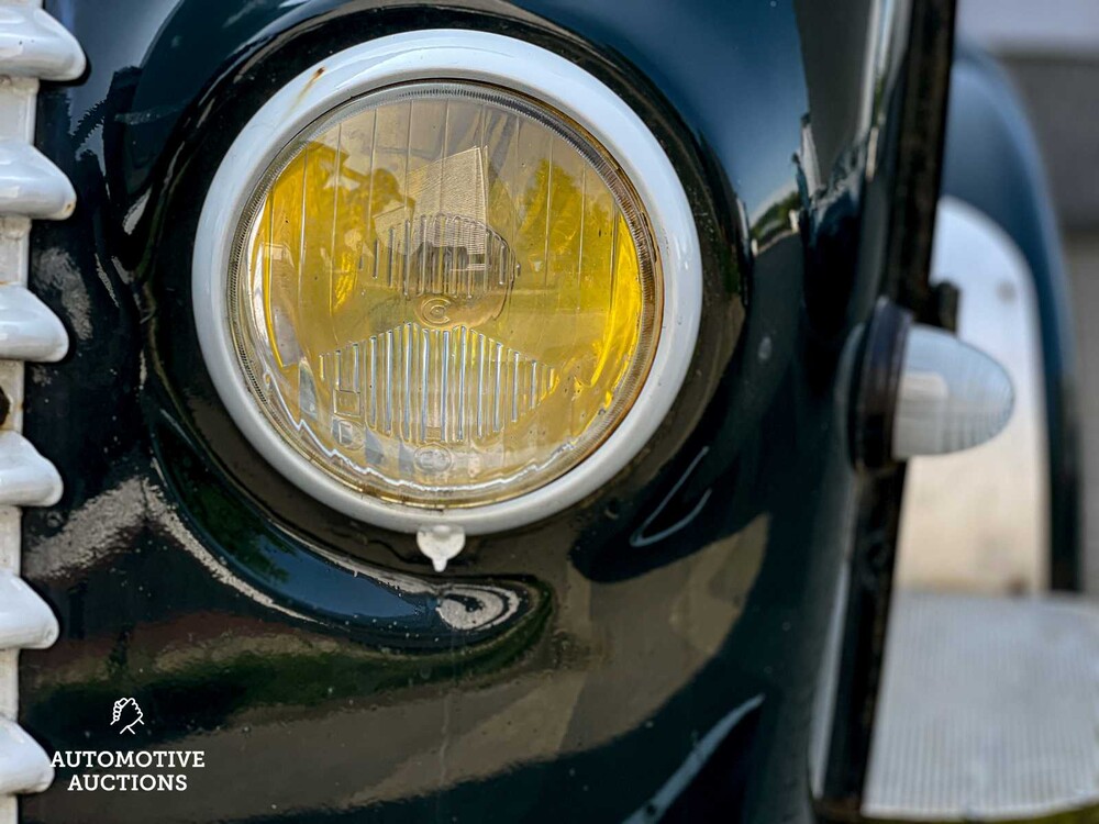 Renault Goelette R2060 FOOD TRUCK 1958 Classic Car Pickup Truck