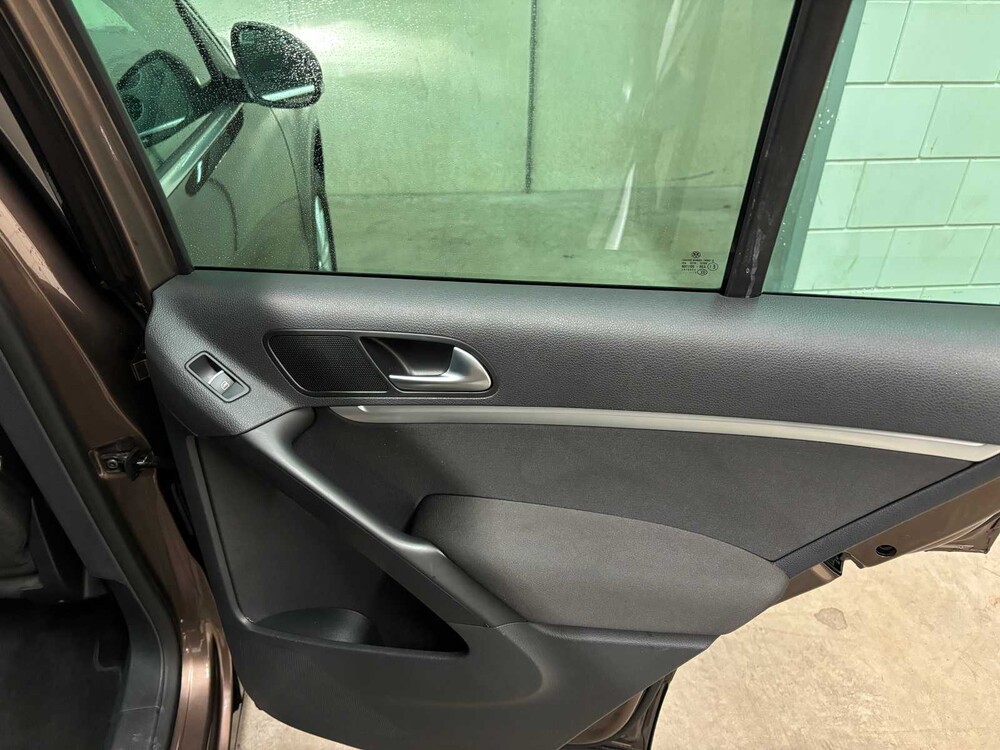 Volkswagen Tiguan 1.4 TSI Sport&Style 160PS 2012, J-330-GB