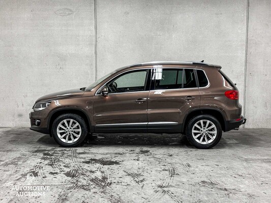 Volkswagen Tiguan 1.4 TSI Sport&Style 160pk 2012, J-330-GB