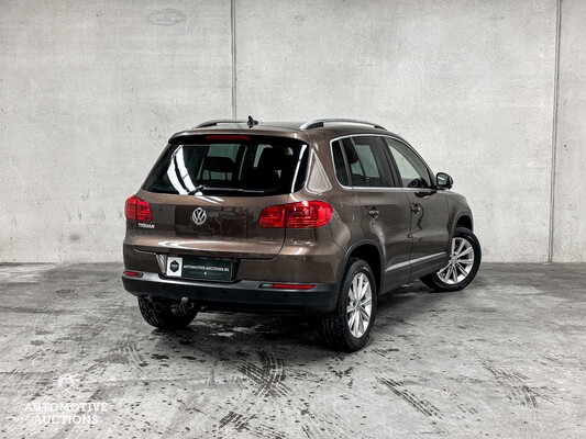 Volkswagen Tiguan 1.4 TSI Sport&Style 160pk 2012, J-330-GB