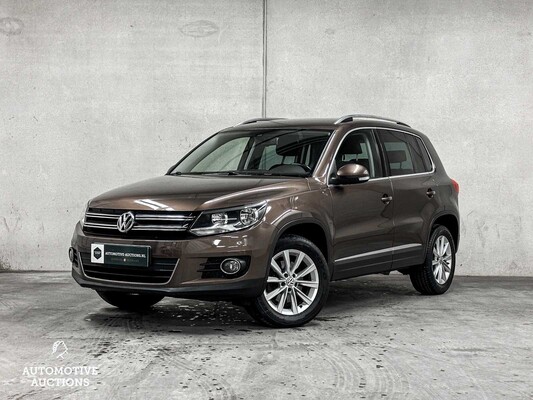 Volkswagen Tiguan 1.4 TSI Sport&Style 160pk 2012, J-330-GB