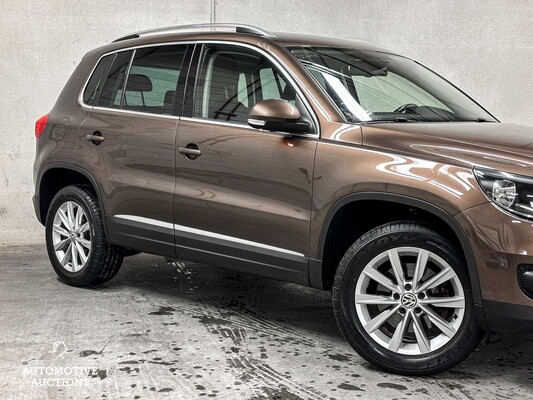 Volkswagen Tiguan 1.4 TSI Sport&Style 160hp 2012, J-330-GB