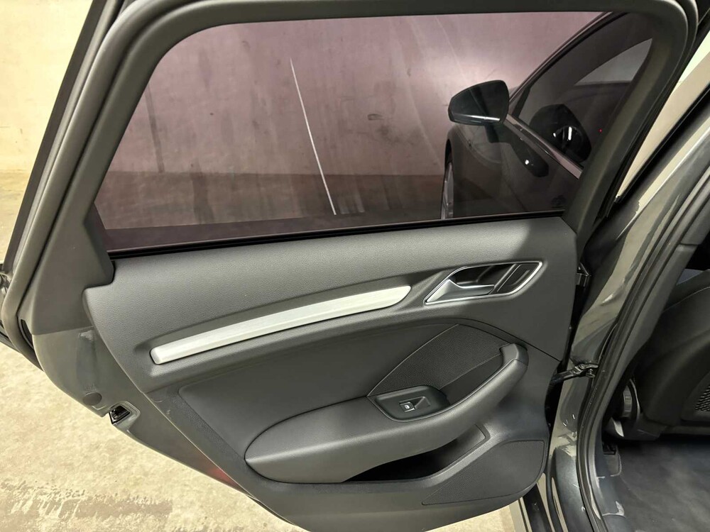 Audi A3 Sportback S-LIne 1.4 TFSI CoD Sport S Line Edition 150pk 2017(Origineel-NL), NL-570-H