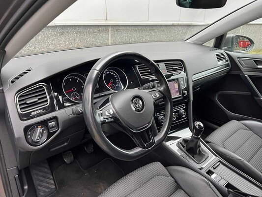 Volkswagen Golf Variant 1.6 TDI Connected Series 110pk 2017 ORIG-NL, NJ-302-T