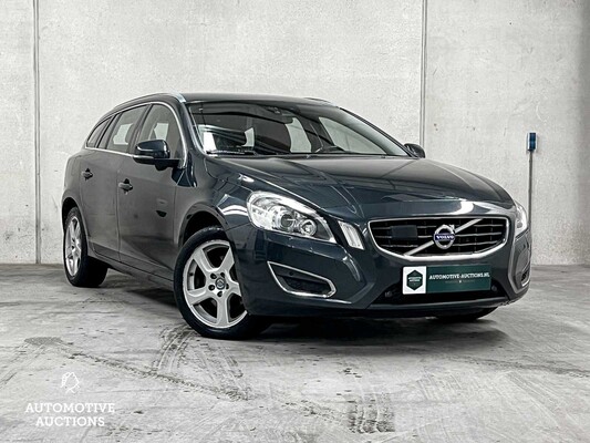 Volvo V60 1.6 T4 Summum 179PS 2011 (Original-NL), 13-RNR-3