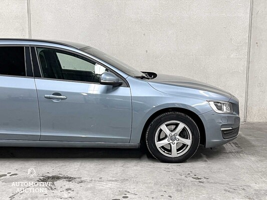 Volvo V60 1.5 T3 Polar+ 152pk 2018, J-168-KD