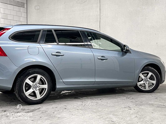 Volvo V60 1.5 T3 Polar+ 152pk 2018, J-168-KD