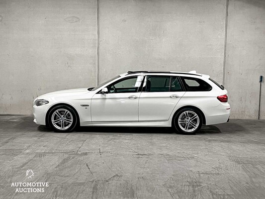 BMW 520i Touring Executive M-Sport -Automatic- 184hp 2015 5-Series, 6-ZFK-39