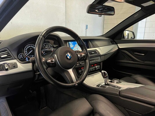 BMW 520i Touring Executive M-Sport -Automatic- 184hp 2015 5-Series, 6-ZFK-39