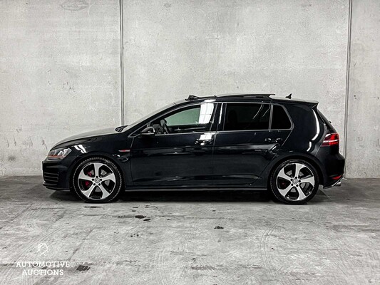 Volkswagen Golf GTI 2.0 TSI DSG6 220pk 2015, ZR-246-F