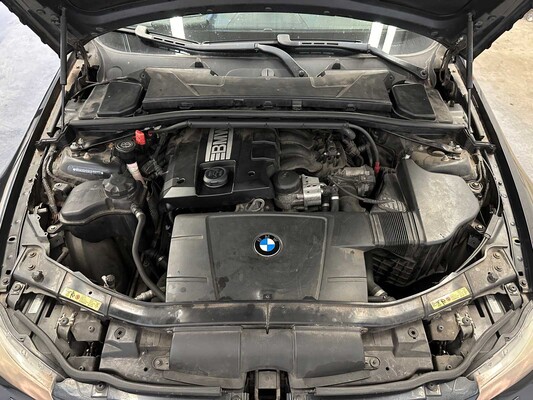 BMW 320i Touring E91 170hp 2009 3 Series, 26-LBN-2