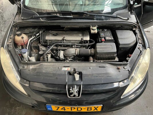 Peugeot 307CC 2.0-16V 136PS 2003 (Original-NL), 74-PD-BX