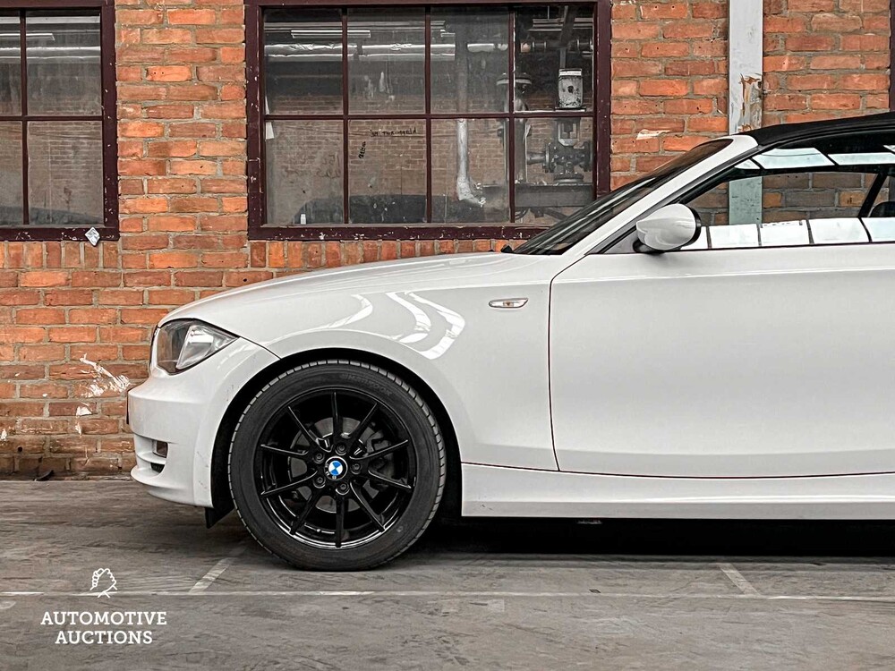 BMW 118i Cabriolet Executive 143PS 2009 1er, 91-NJH-7
