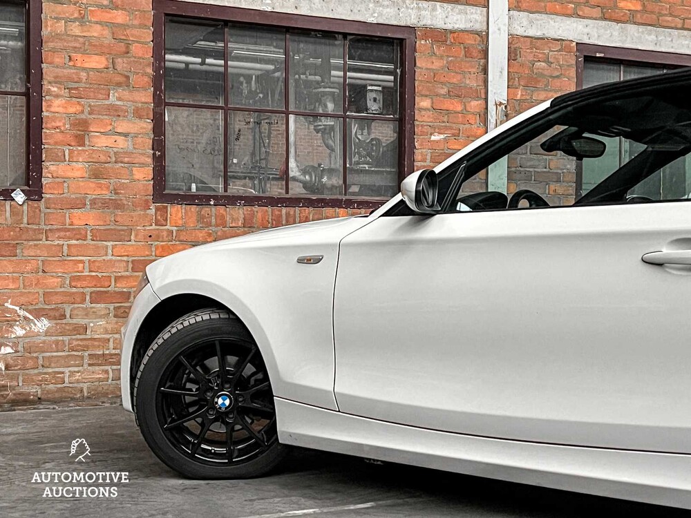 BMW 118i Cabriolet Executive 143PS 2009 1er, 91-NJH-7