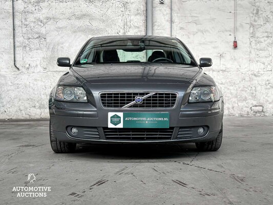 Volvo S40 1.8 125hp 2006 (Original-NL), 28-SN-NS