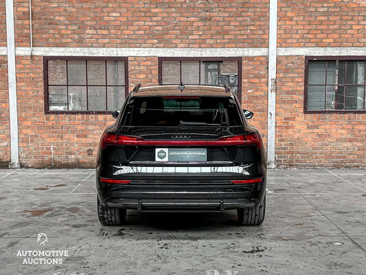 Audi e-tron 50 Quattro Launch Edition Black 71 kWh 313pk 2019 (Origineel-NL + 1e Eigenaar), H-970-BH