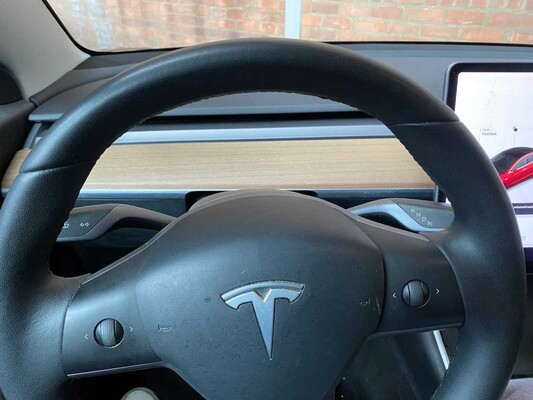 Tesla Model 3 Standard RWD Plus 60 kWh 238PS 2020 (Original-NL + 1. Besitzer), H-097-LX