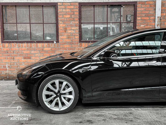 Tesla Model 3 Standard RWD Plus 60 kWh 238pk 2020 (Origineel-NL + 1e Eigenaar), H-097-LX