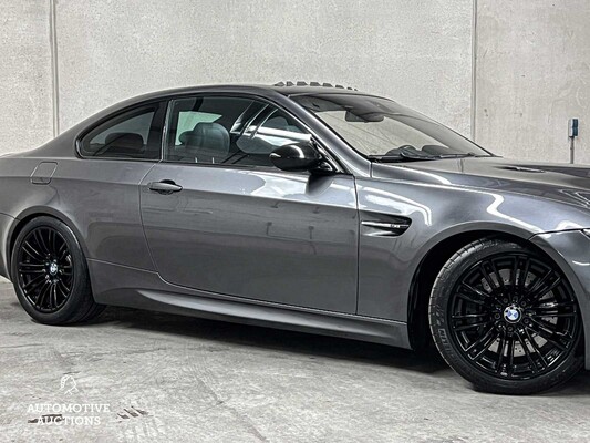 BMW M3 M DCT 4.0 V8 E92 420PS 2008 3er Coupé, 83-XVB-9 Youngtimer