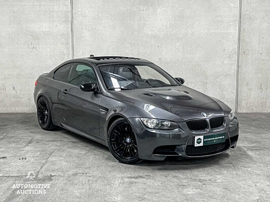 BMW M3 M DCT 4.0 V8 E92 420PS 2008 3er Coupé, 83-XVB-9 Youngtimer