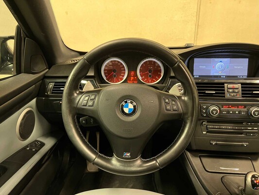 BMW M3 M DCT 4.0 V8 E92 420PS 2008 3er Coupé, 83-XVB-9 Youngtimer