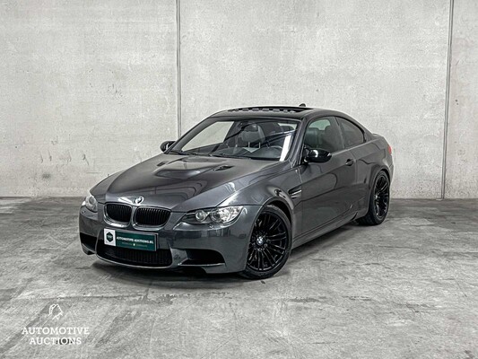 BMW M3 M DCT 4.0 V8 E92 420PS 2008 3er Coupé, 83-XVB-9 Youngtimer