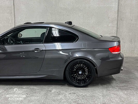 BMW M3 M DCT 4.0 V8 E92 420PS 2008 3er Coupé, 83-XVB-9 Youngtimer