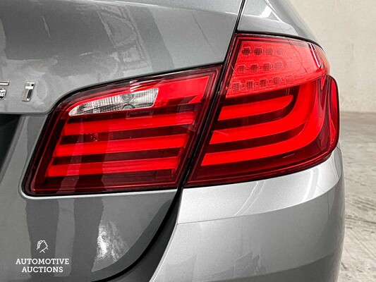 BMW 535i High Executive F10 306hp 2010 5-Series (Original-NL), 08-LHT-3