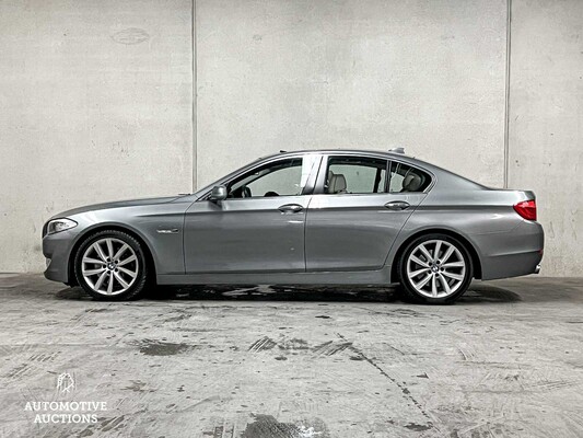 BMW 535i High Executive F10 306PS 2010 5er (Original-NL), 08-LHT-3