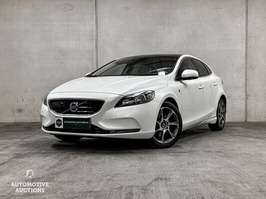 Volvo V40 1.6 D2 Ocean Race AUTOMAAT 114pk 2015, PG-062-X