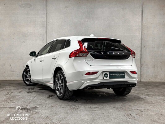 Volvo V40 1.6 D2 Ocean Race AUTOMATIC 114hp 2015, PG-062-X