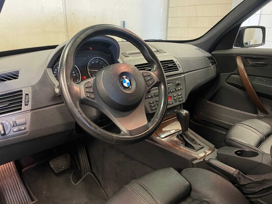 BMW X3 3.0i Executive 231hp 2004 (Original-NL), 18-NS-VZ